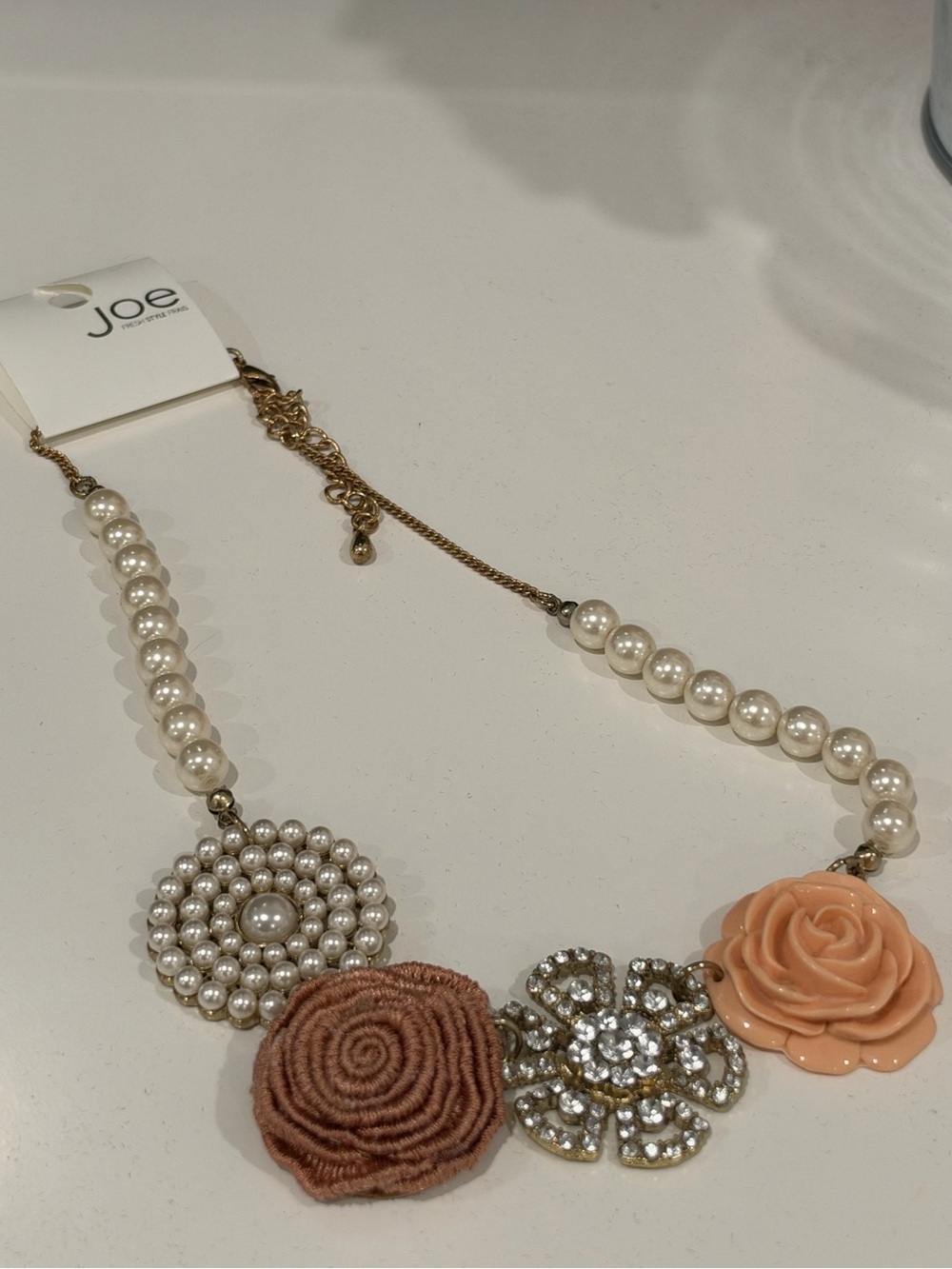 🆕 Joe Fresh Cream and Peach Floral Pearl Necklace